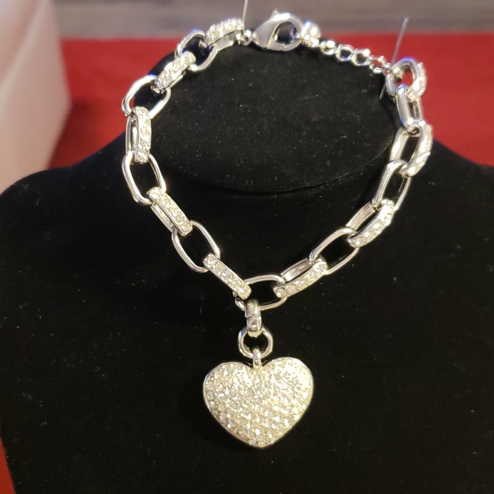 Traci Lynn Heart Bracelet